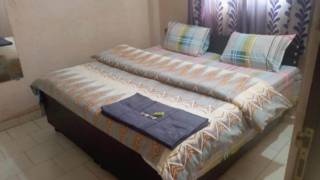 Mufis Homestay, Emerald Compound, New Palam Vihar-2 Gurgaon Exterior foto
