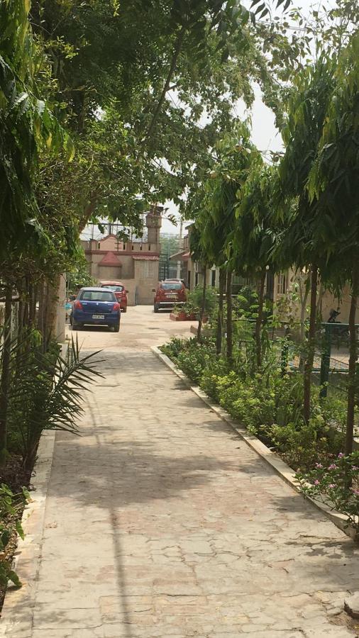 Mufis Homestay, Emerald Compound, New Palam Vihar-2 Gurgaon Exterior foto